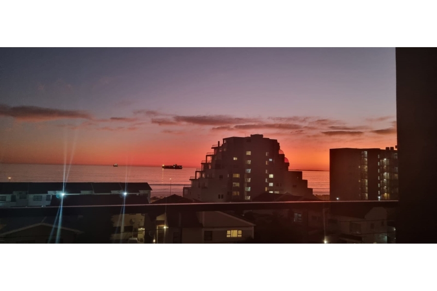 1 Bedroom Property for Sale in Beachfront Western Cape